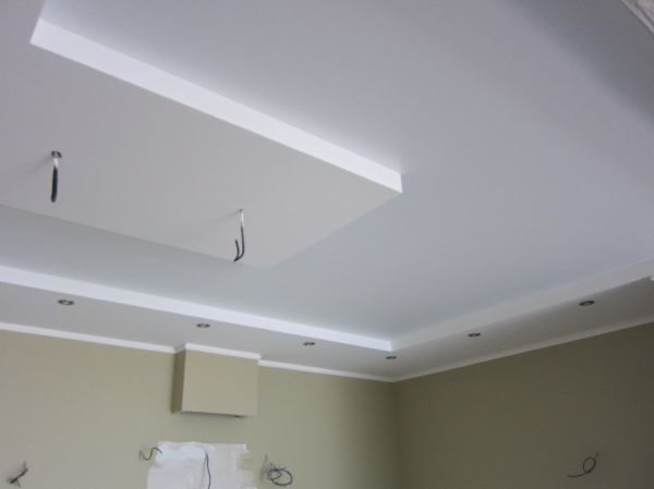 Фото многоуровневого натяжного потолка