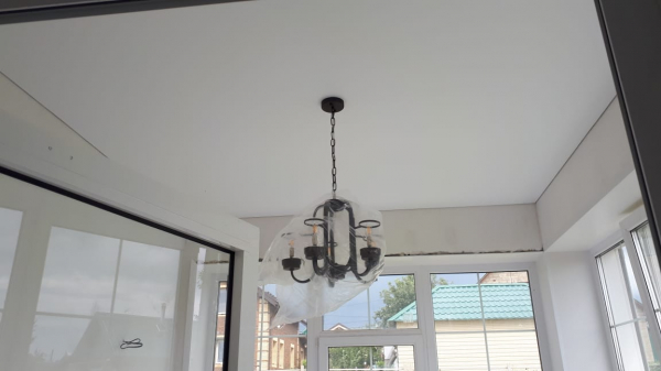 Фото матового натяжного потолка в частный дом